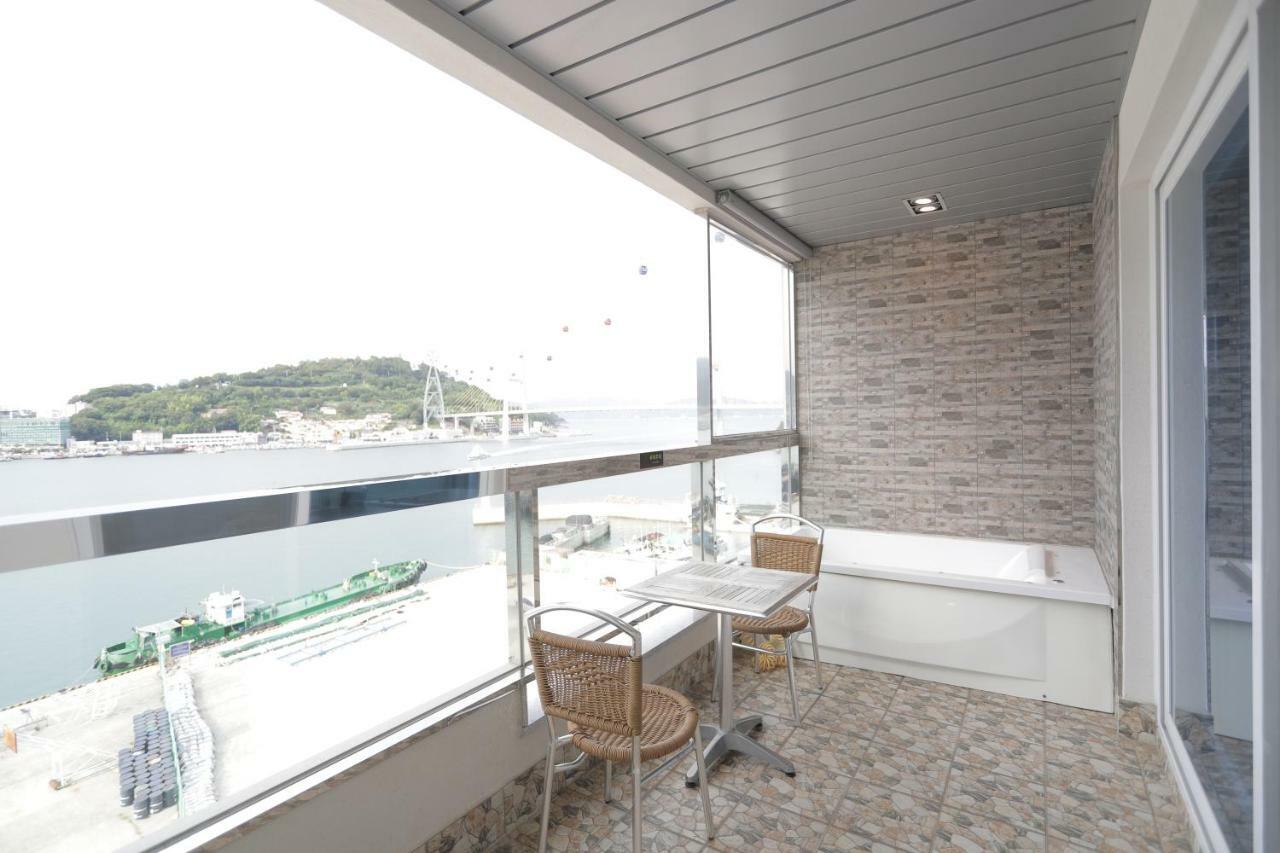 Lium Spa Hostel Йосу Екстер'єр фото
