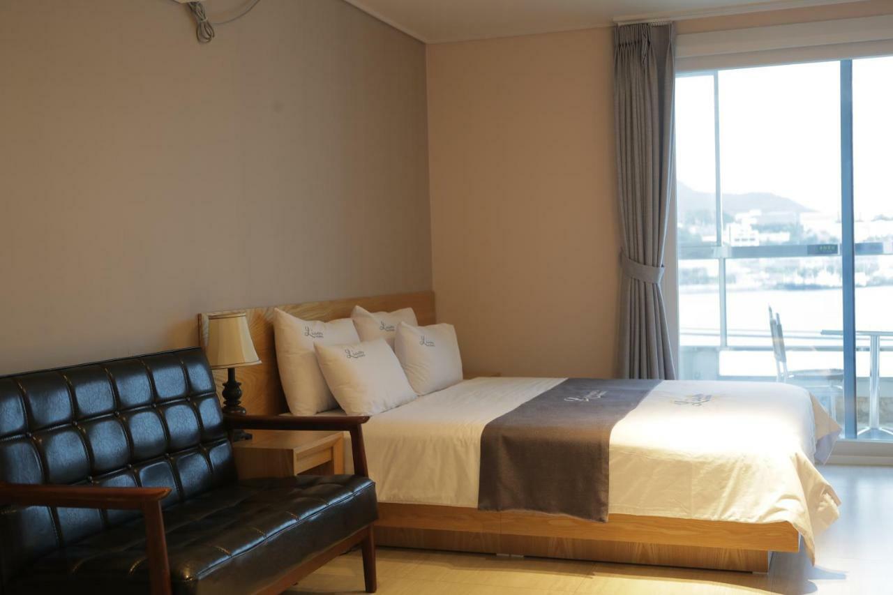 Lium Spa Hostel Йосу Екстер'єр фото